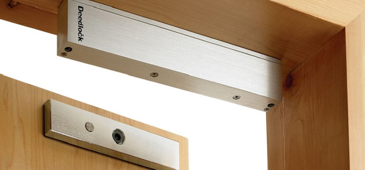 Magnetic lock installation Orange